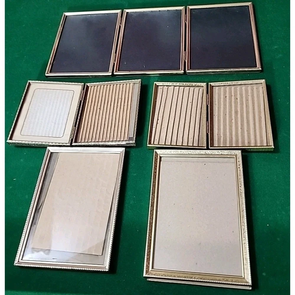 The Unbranded Brand showcasing trifold various